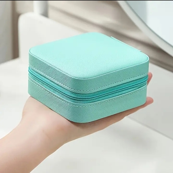 Jewelry Storage Case, Simple Jewelry Box For Travel & Home. - Picture 4 of 6